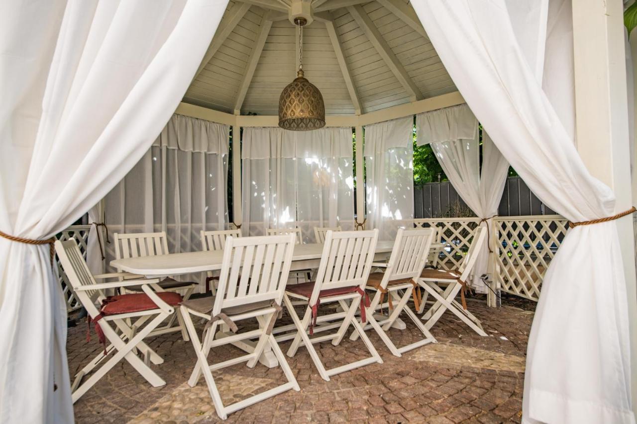 Villa Fiorita كاتوليكا المظهر الخارجي الصورة
